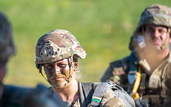 RNZAF &amp; 11th ABN DIV conduct JFE airborne operations during RED FLAG-Alaska 26-2