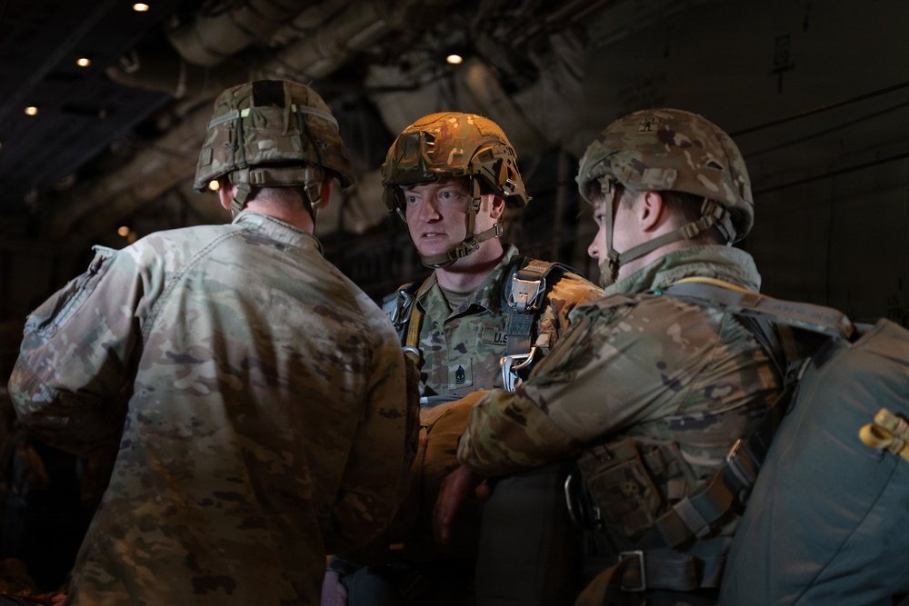 RNZAF &amp; 11th ABN DIV conduct JFE airborne operations during RED FLAG-Alaska 26-2