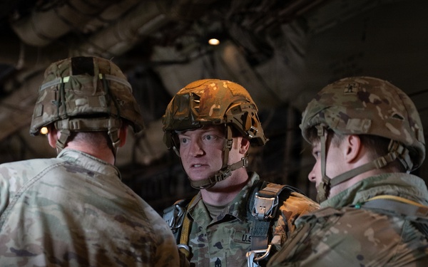 RNZAF &amp; 11th ABN DIV conduct JFE airborne operations during RED FLAG-Alaska 26-2