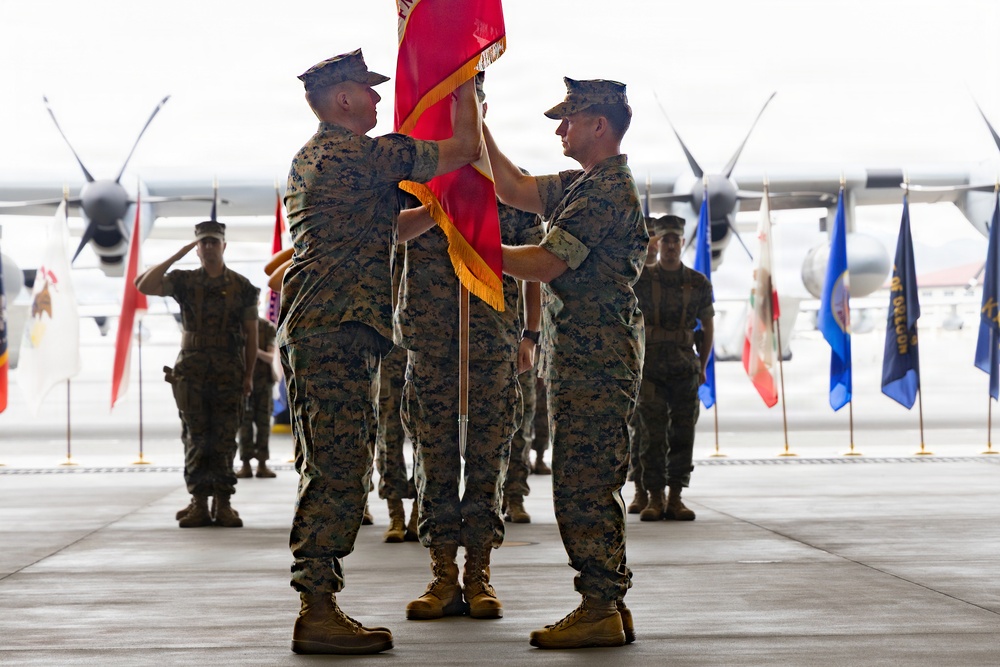 VMGR-152 hosts Change of Command ceremony