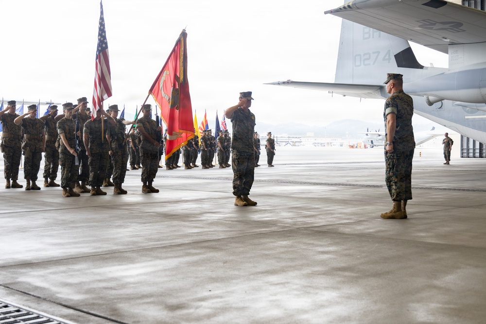 VMGR-152 hosts Change of Command ceremony