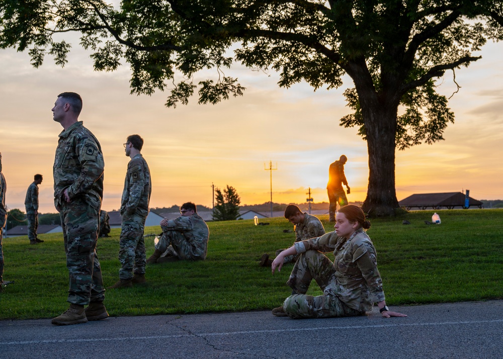 239th BEB Tests Their Combat Fitness At Chaffee