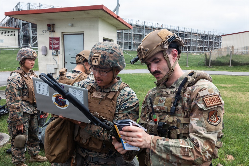 U.S. Marines, Airmen rehearse biological response operations