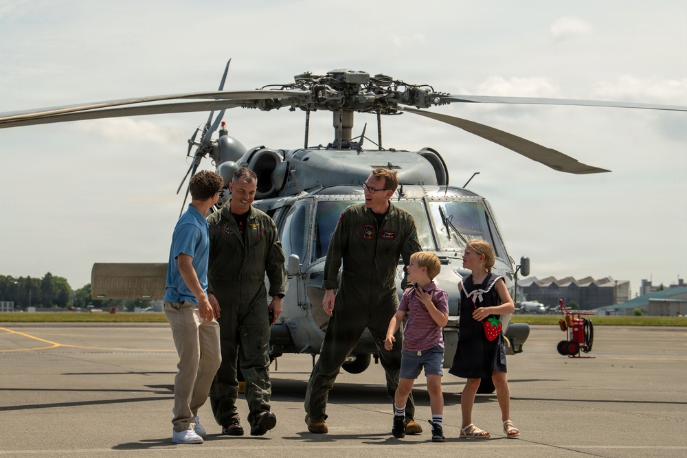 HSC-12 Change of Command Onboard NAF Atsugi