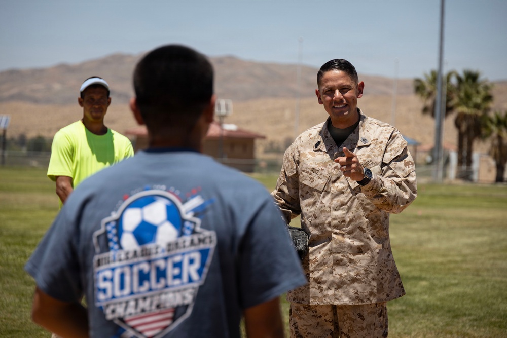 SMMC Ruiz visits Marine Corps Logistics Base Barstow