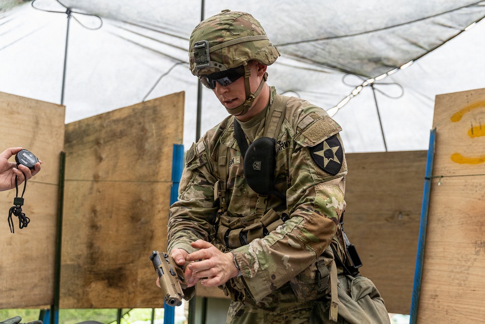 2CAB Soldier Conducts Weapons Training During E3B