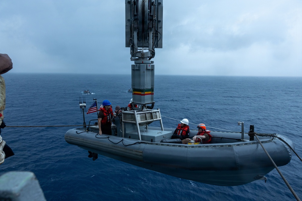 USS Portland Sailors Conduct Small Boat Operations