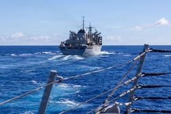 USS Mustin conducts a replenishment-at-sea with USNS Arctic [Image 8 of 15]