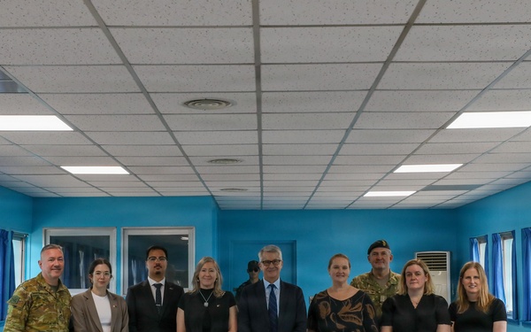 The Secretary of the New Zealand Ministry of Foreign Affairs and Trade attends JSA Orientation