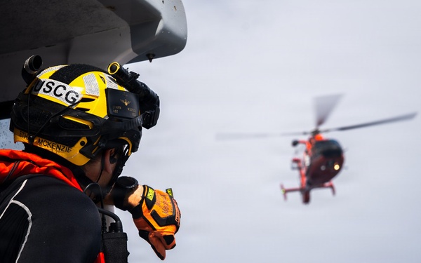 Coast Guard Air Station Barbers Point conducts training
