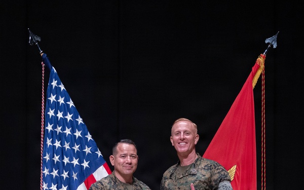 Fair Wind and Following Seas: Headquarters and Headquarters Squadron Relief and Appointment Ceremony