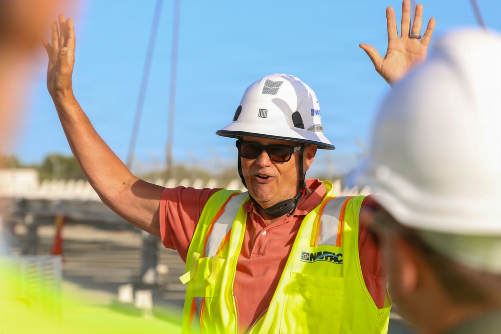NAVFAC Constructs New Helicopter Hangar