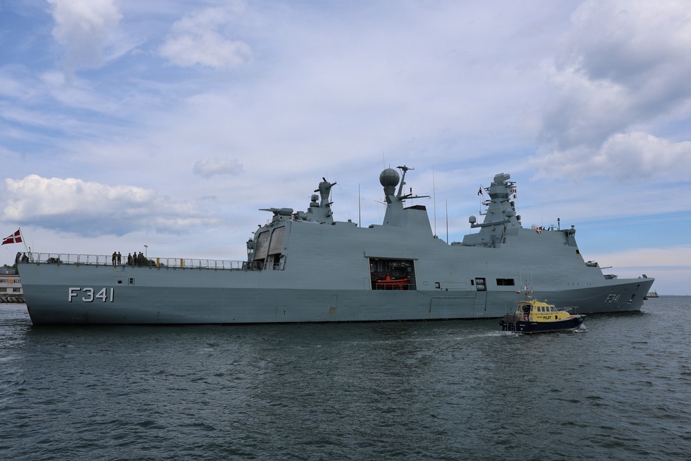 HDMS Absalon (F341) Departs for BATLOPS 26