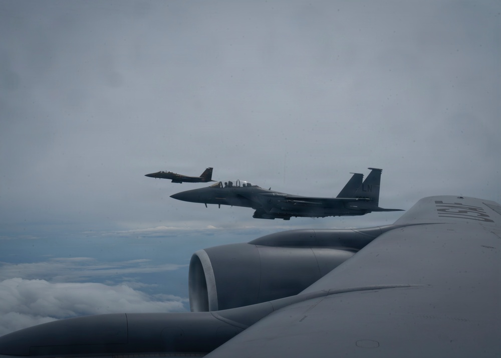 Astral Knight 26: F-15E F-35A Refueling