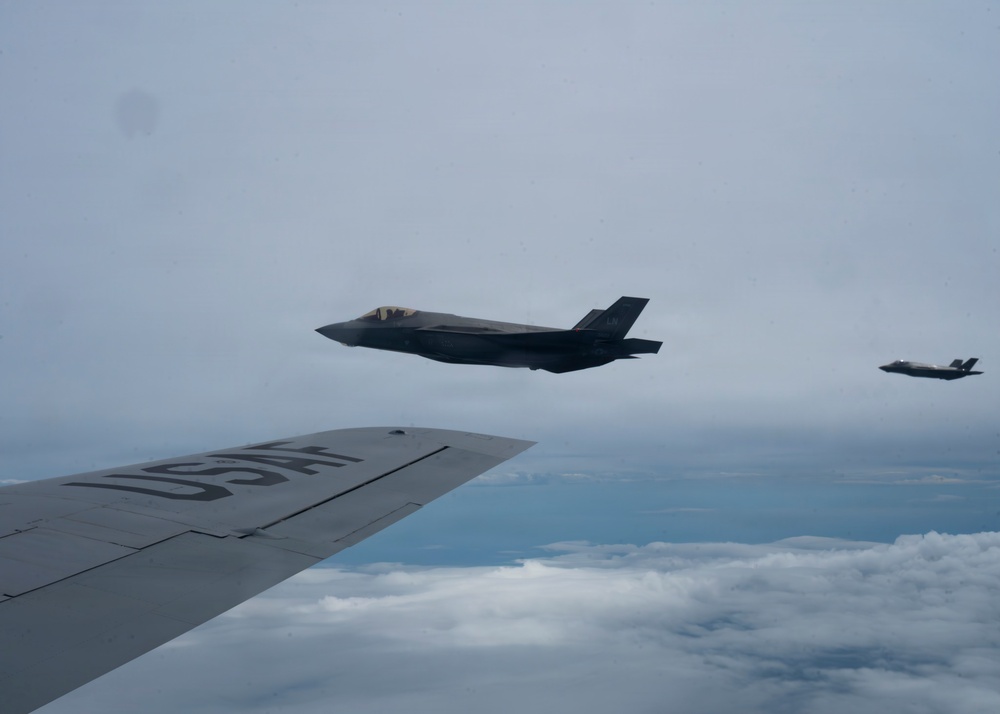 Astral Knight 26: F-15E F-35A Refueling
