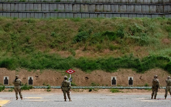 KFOR RC-E Soldiers sharpen marksmanship skills during weapons qualification