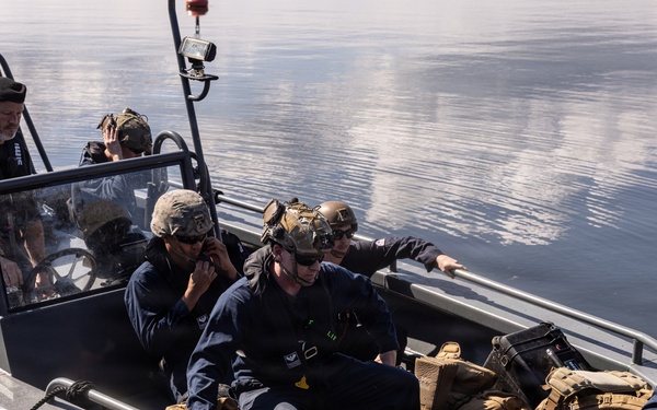 U.S. Marines showcase amphibious capabilities with boat insert in Estonia