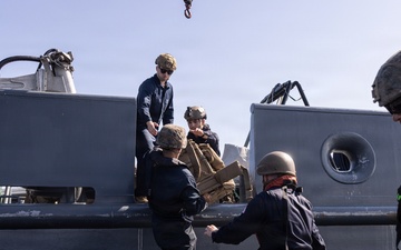 U.S. Marines showcase amphibious capabilities with boat insert in Estonia