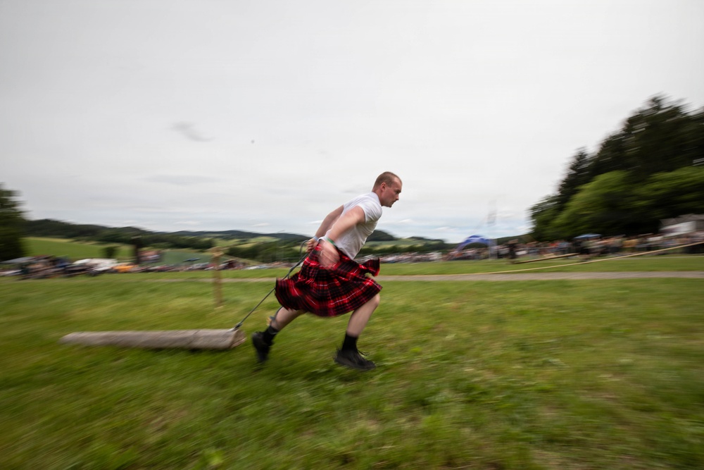 2d Cavalry Regiment participates in Highland Games