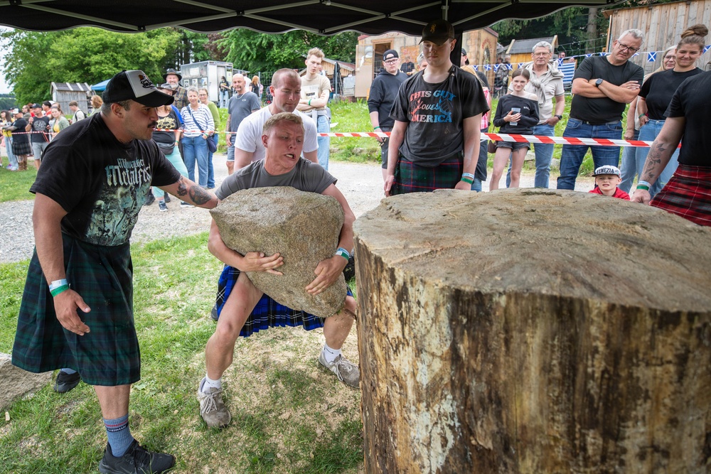 2d Cavalry Regiment participates in Highland Games