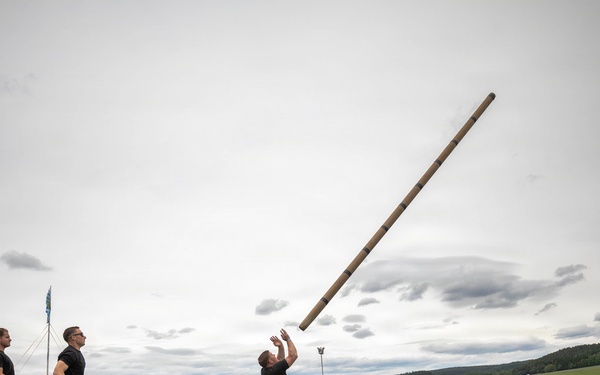 2d Cavalry Regiment participates in Highland Games