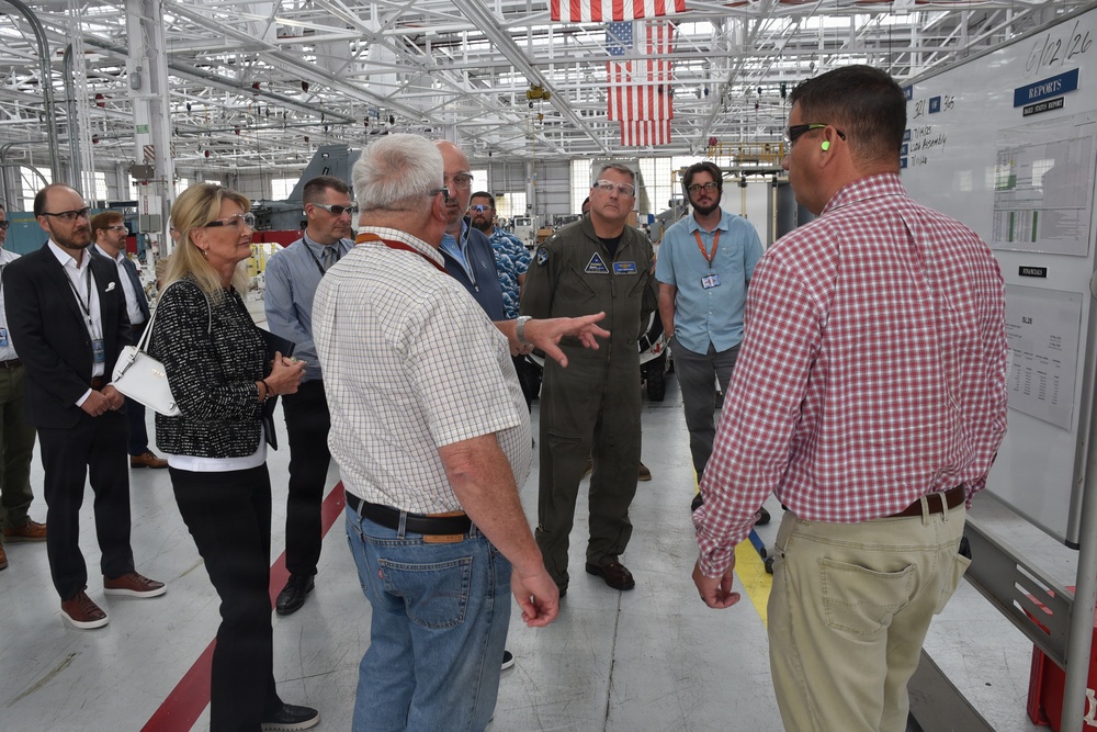 FRCSW Hosts Navy Senior Leaders