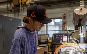Craftmanship in Every Cut: Turning Raw Material into Perfection