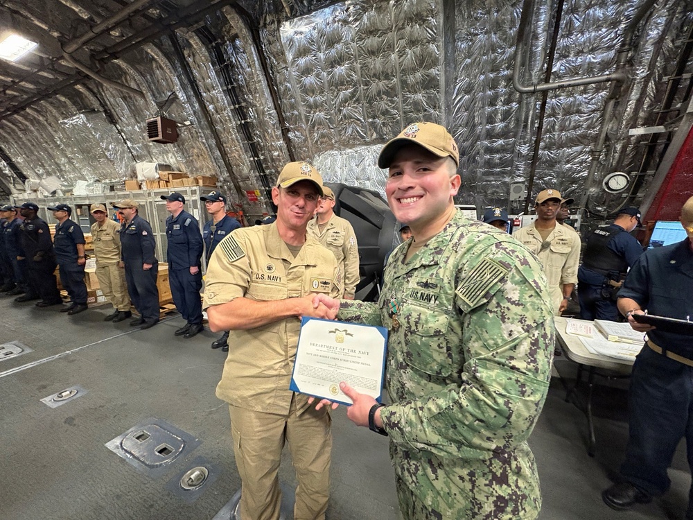 Farewell Ceremony held onboard USS Omaha (LCS 12) [Image 4 of 4]