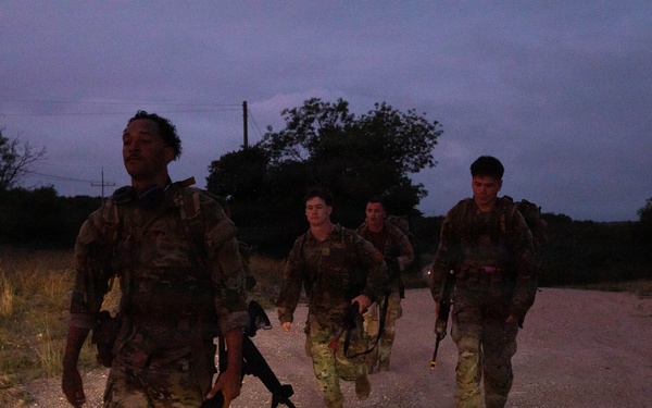 III Armored Corps Hosts Best Squad Competition on Fort Hood