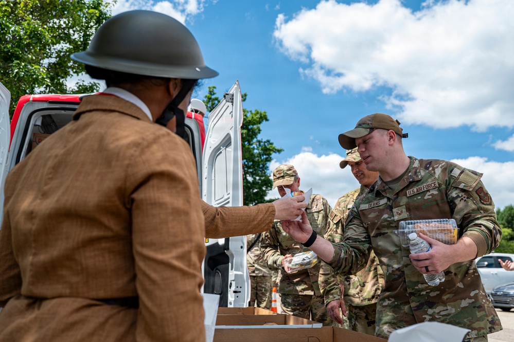 Donut Lassies support Steel Airmen