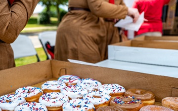 Donut Lassies support Steel Airmen