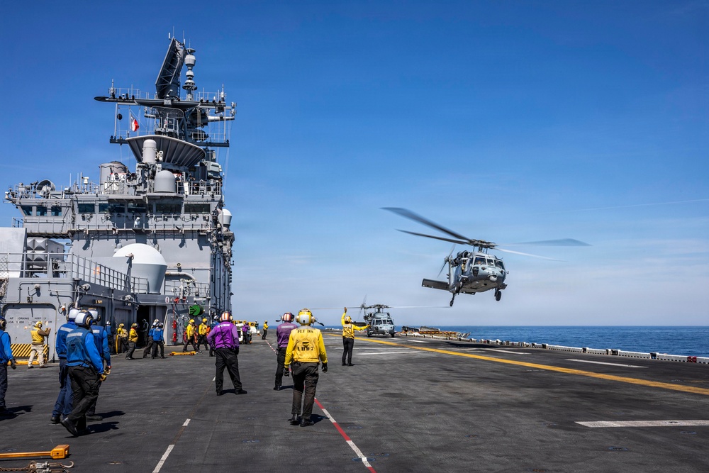 HSC 26 Seahawks Depart USS Iwo Jima (LHD 7)