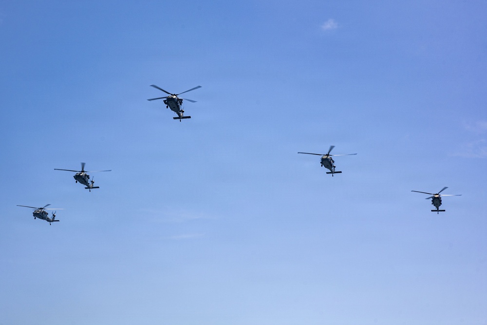 USS Iwo Jima HSC-26 Fly Over