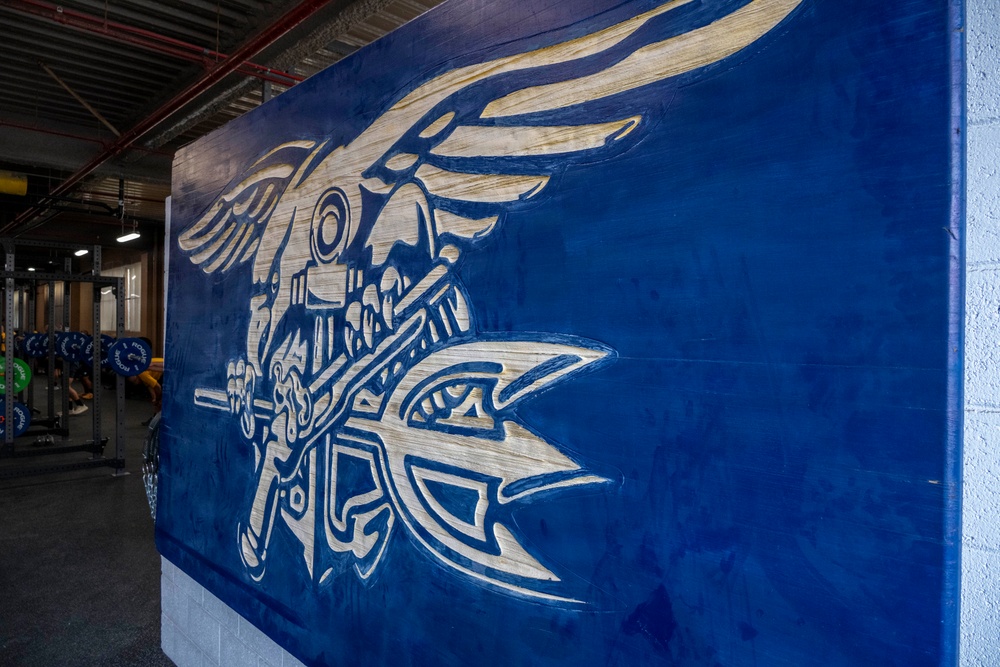 CNO and MCPON tour Naval Special Warfare Commands