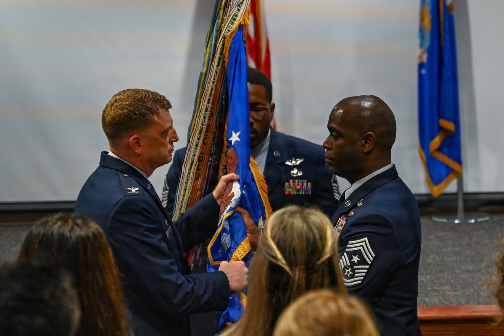 Hurlburt welcomes new 1 SOW command chief