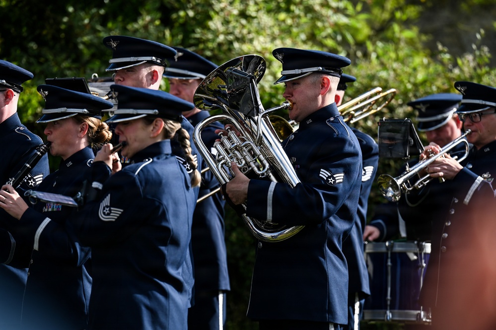 29th ID Soldiers support remembrance ceremony in Gourbesville