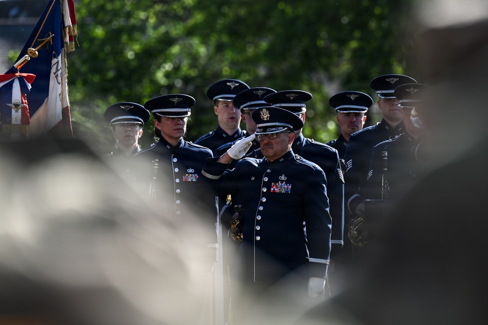 29th ID Soldiers support remembrance ceremony in Gourbesville