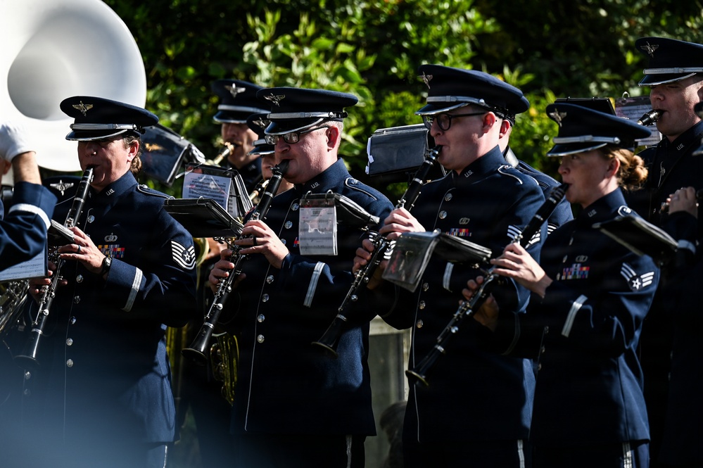 29th ID Soldiers support remembrance ceremony in Gourbesville