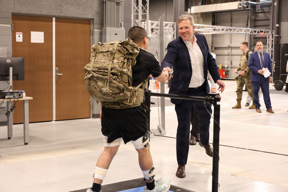 SEC Army visit to DEVCOM Soldier Center