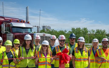 Harshaw FUSRAP Celebrates its 1500th Load