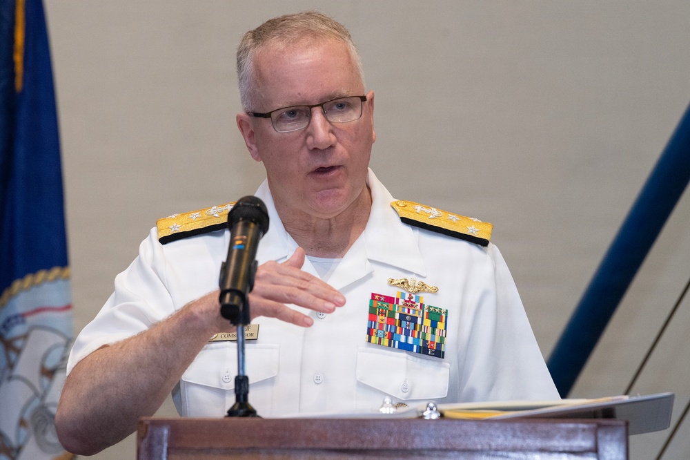 UWDC holds relinquishment of command ceremony