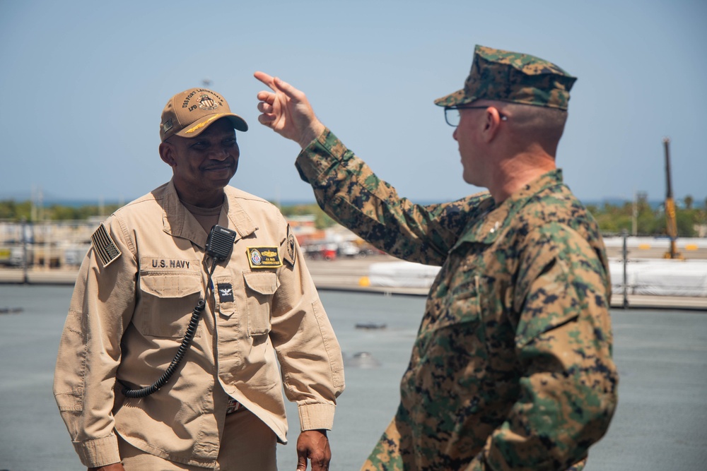 LCF-24: Col. Lynch Tours USS Fort Lauderdale