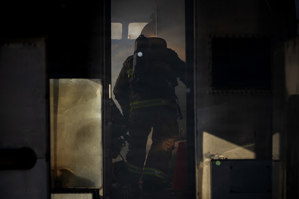 ITX 3-26 | MWSS-473 Conducts Aircraft Rescue and Firefighting Training