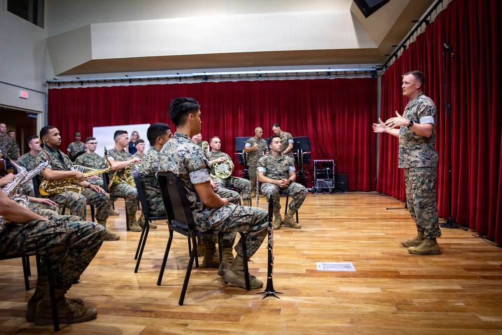Marine Forces Reserve Band receives prestigious Howard Citation