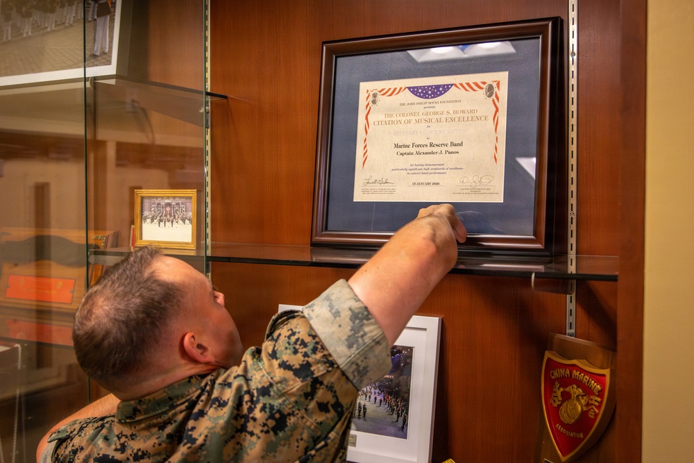 Marine Forces Reserve Band receives prestigious Howard Citation