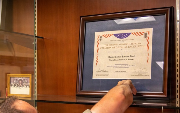 Marine Forces Reserve Band receives prestigious Howard Citation