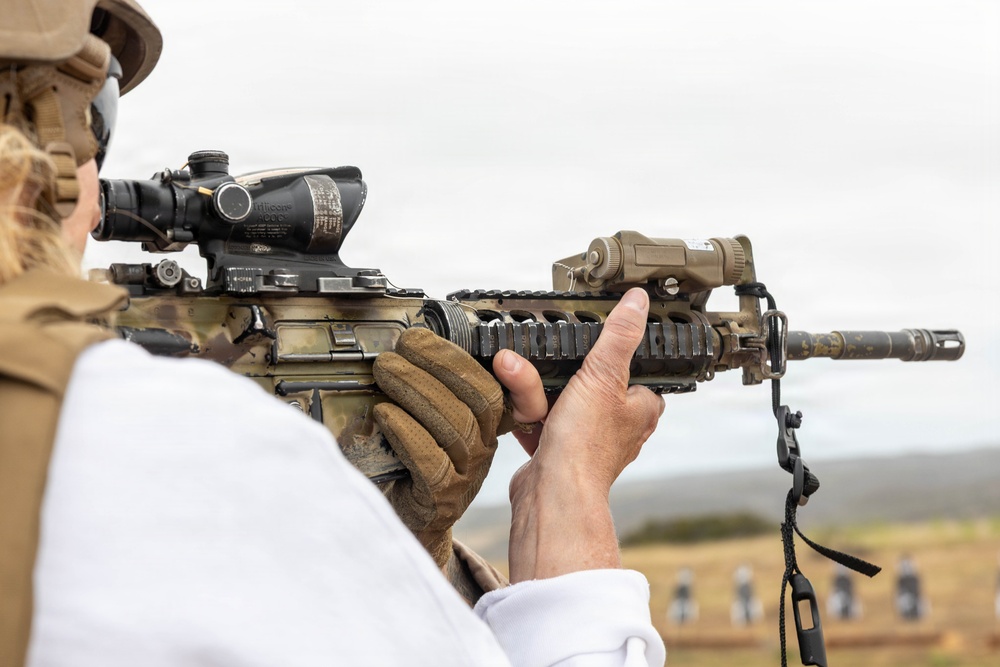 U.S. Marines with 1st LAR hosts Highlander week for family, friends