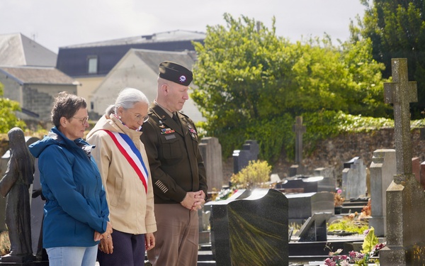 Screaming Eagles Remember Young Victim of Carentan Shelling at Danielle Laisney Tomb