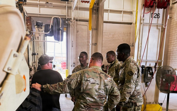 871st Troop Command Leaders Visit Red River Depot
