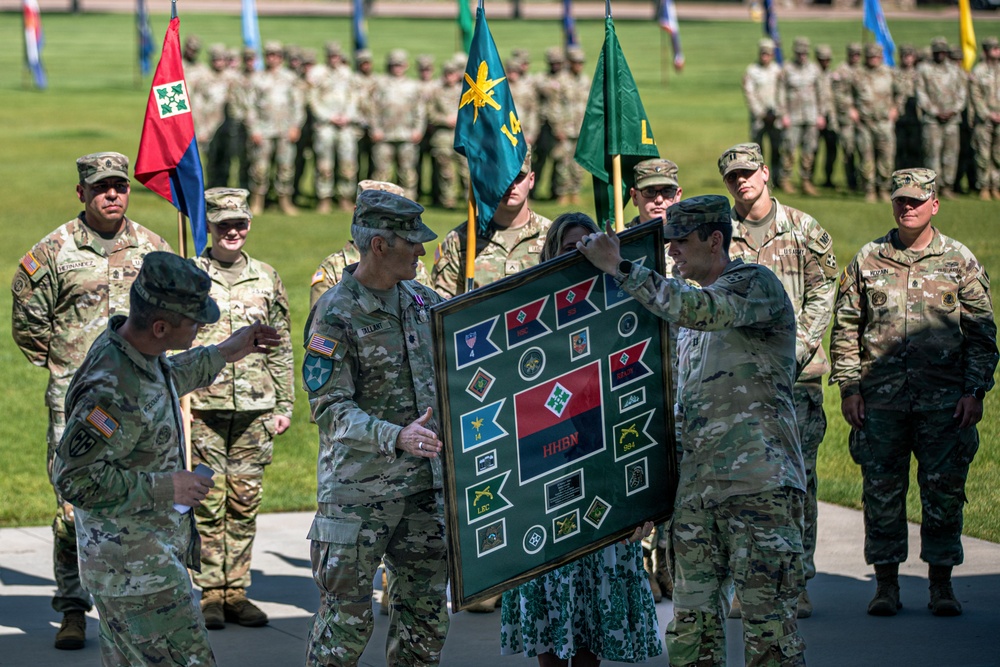 Headquarters and Headquarters Battalion, 4th Infantry Division Artillery, 4th Infantry Division, Change of Command Ceremony